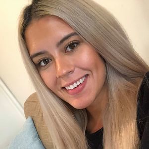 Meet your Posher, Adriana